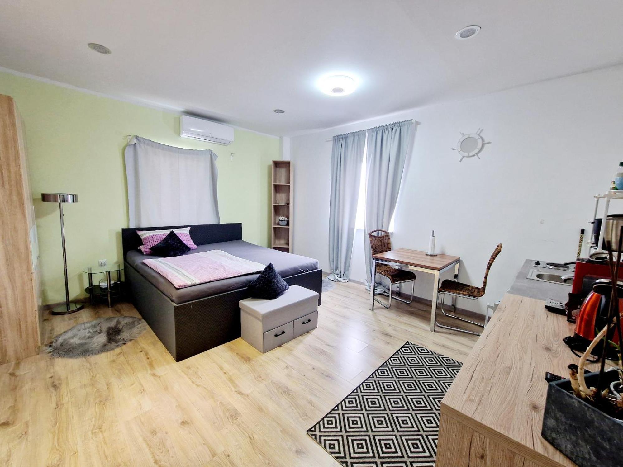 Ibo-Apart 1 Zimmer Apartment In Херцогенаурах Екстериор снимка